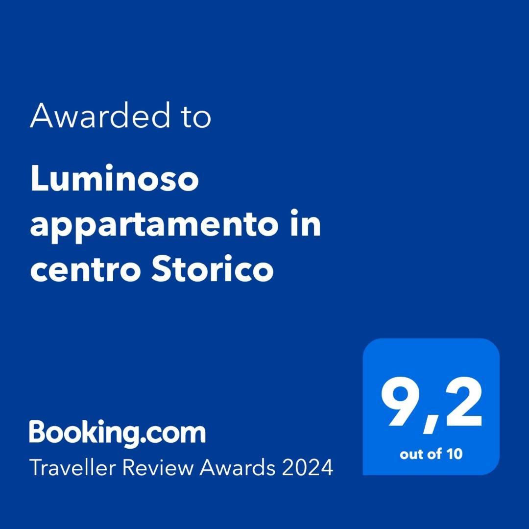 Luminoso Appartamento In Centro Storico Rome Luaran gambar